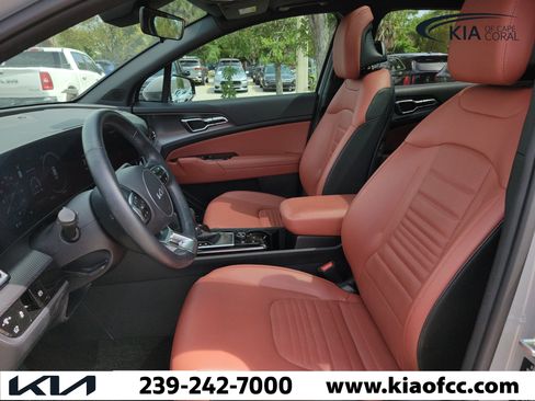 Certified 2025 Kia Sportage SX FWD image 18