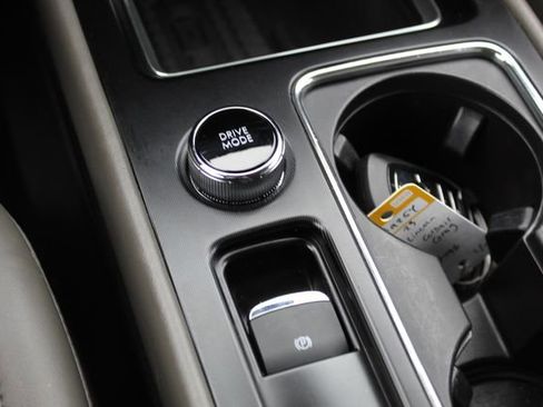 Certified 2023 Lincoln Corsair AWD w/ Equipment Group 101A image 27