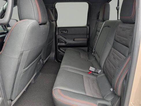 Used 2022 Nissan Frontier Pro-X w/ Technology Package image 14