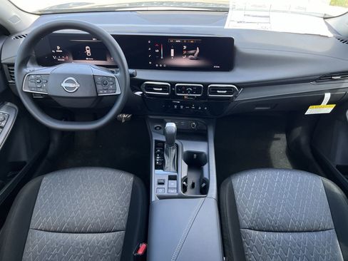 New 2026 Nissan Sentra SV image 7
