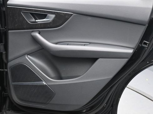 Used 2021 Audi Q7 2.0T Premium Plus w/ Executive Package image 25