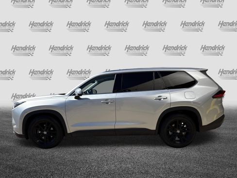 Used 2024 Toyota Grand Highlander Limited image 7