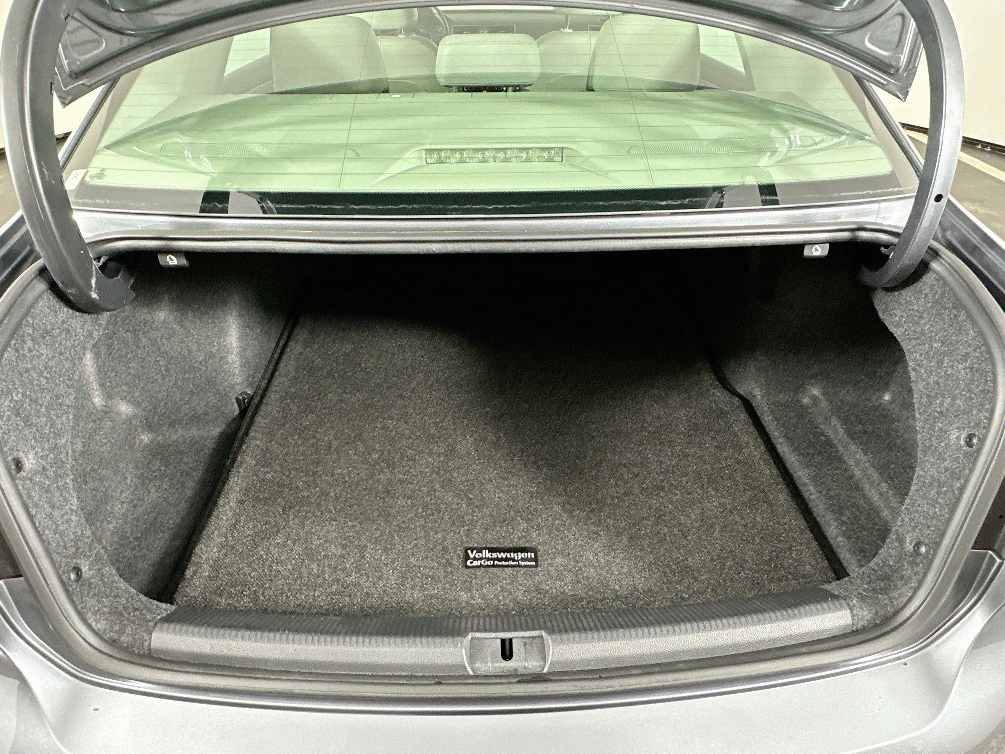 Used 2012 Volkswagen Passat 2.5 SEL Premium FWD image 27