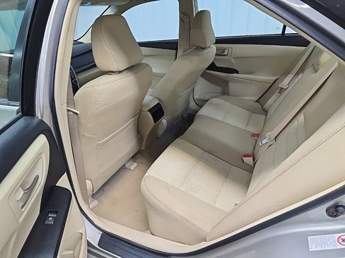 Used 2017 Toyota Camry LE w/ Moonroof Package FWD image 31