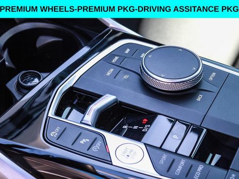 Used 2023 BMW 330i Sedan w/ Premium Package RWD image 19