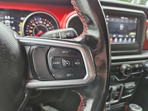 Used 2021 Jeep Wrangler Unlimited Rubicon AWD/4WD image 29