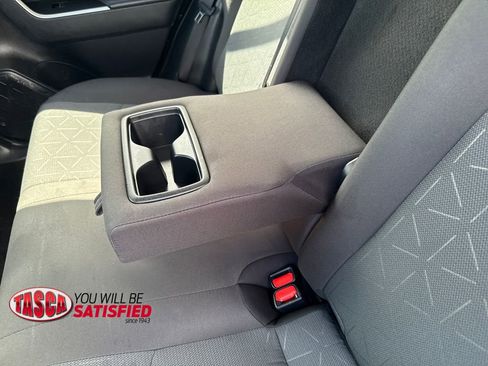 Used 2025 Toyota RAV4 XLE AWD/4WD image 34