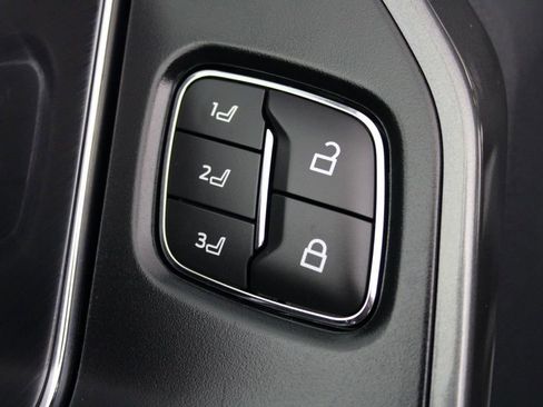 Used 2023 Ford F150 Lariat image 15