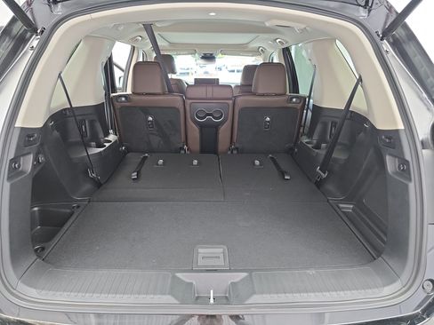 Used 2026 Honda Pilot Elite image 13