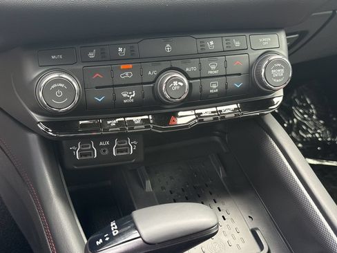 New 2026 Dodge Durango GT AWD/4WD image 18