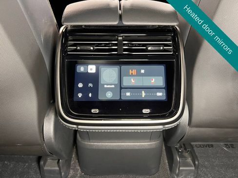 Used 2024 Rivian R1S Adventure AWD/4WD image 11