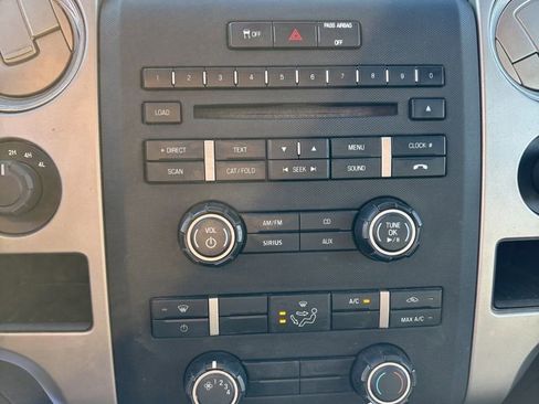 Used 2011 Ford F150 XLT image 18