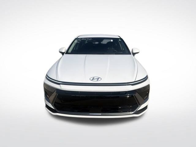 Used 2025 Hyundai Sonata SE FWD image 8