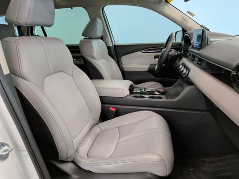 Used 2025 Honda Pilot EX-L image 33