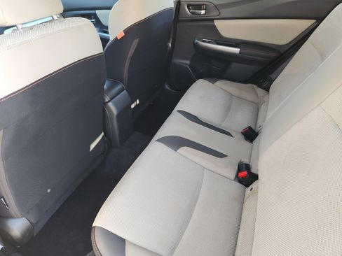 Used 2017 Subaru Crosstrek 2.0i Premium image 29