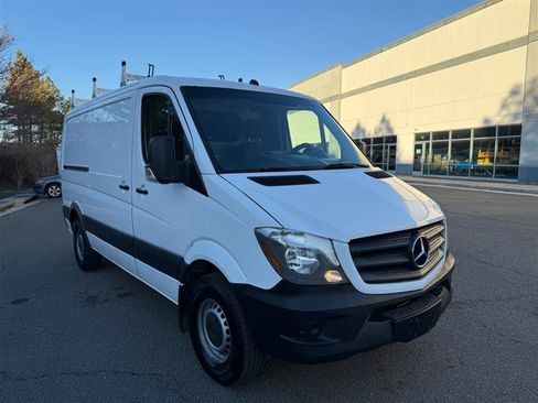 Used 2017 Mercedes-Benz Sprinter 2500 image 15