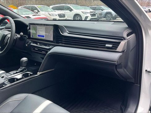 Used 2026 Toyota Camry SE w/ Multimedia Upgrade Package image 11