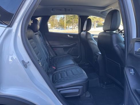 Used 2023 Ford Escape Platinum w/ Premium Technology Package image 19