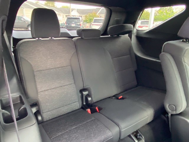 Used 2026 Chevrolet Traverse LT w/ LPO, Floor Liner Package FWD image 24