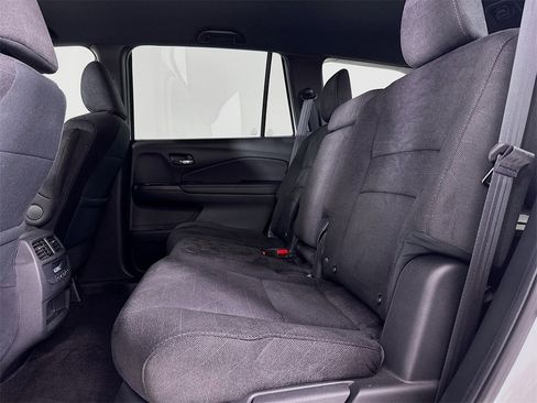 Used 2022 Honda Pilot Sport image 23