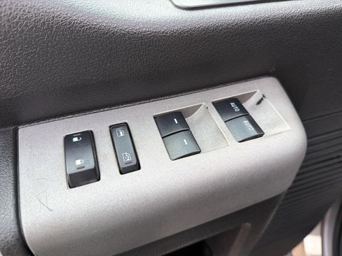 Used 2014 Ford F250 Lariat w/ Chrome Package image 14