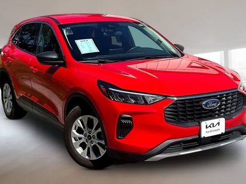 Used 2024 Ford Escape Active FWD image 3