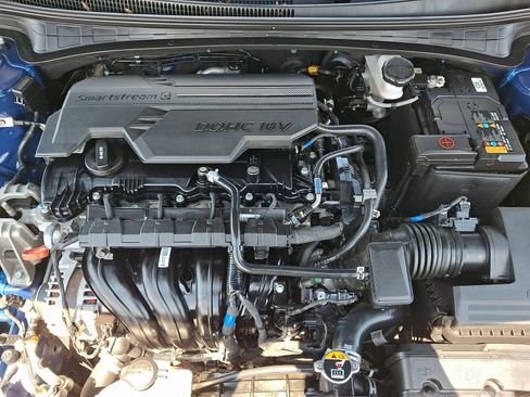 Certified 2023 Hyundai Elantra SEL FWD image 28