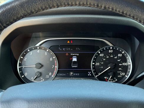Used 2023 Nissan Titan SV w/ SV Convenience Package AWD/4WD image 18