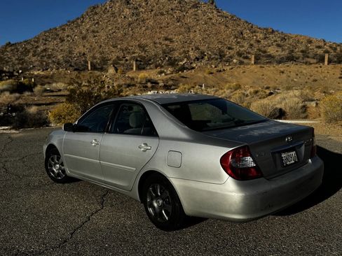 Used 2003 Toyota Camry LE image 5