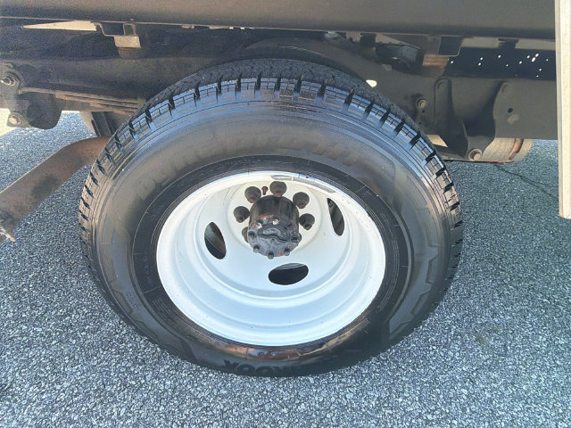 Used 2022 Ford E-350 and Econoline 350 Super Duty w/ Power Windows & Locks Group RWD image 15