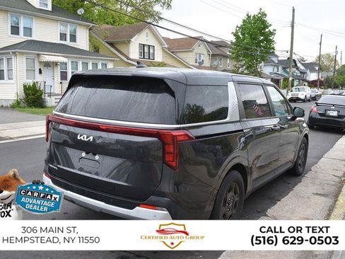 Used 2025 Kia Carnival FWD image 6