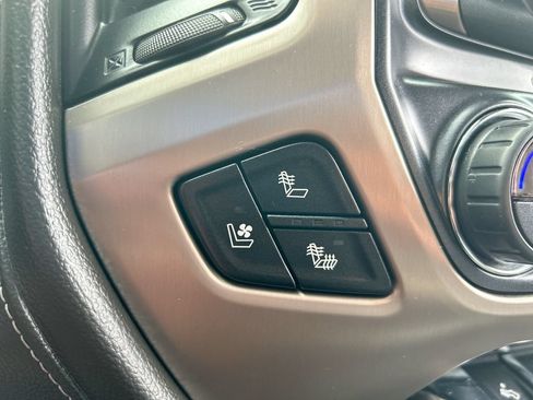 Used 2018 GMC Sierra 1500 Denali AWD/4WD image 29