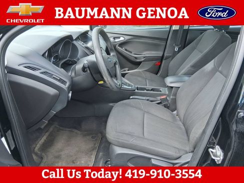 Used 2018 Ford Focus SE FWD image 10