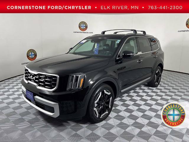 Used 2025 Kia Telluride S AWD/4WD image 1