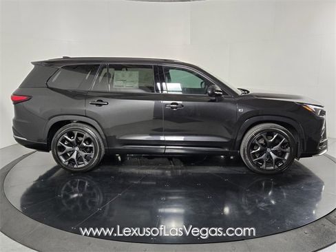 New 2026 Lexus TX 500h AWD image 3