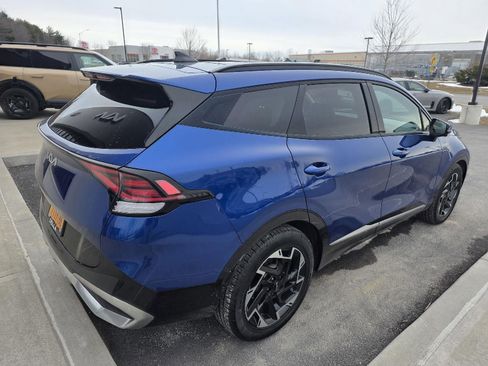 Used 2023 Kia Sportage SX image 6