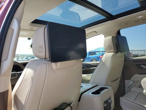 Used 2021 GMC Yukon Denali w/ Denali Ultimate Package AWD/4WD image 27