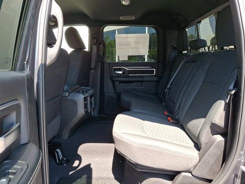 New 2026 RAM 2500 Big Horn AWD/4WD image 6