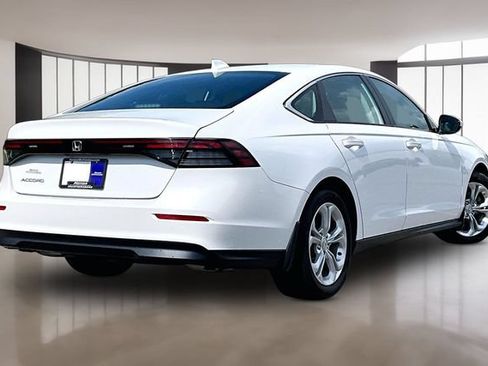 Used 2023 Honda Accord LX image 6