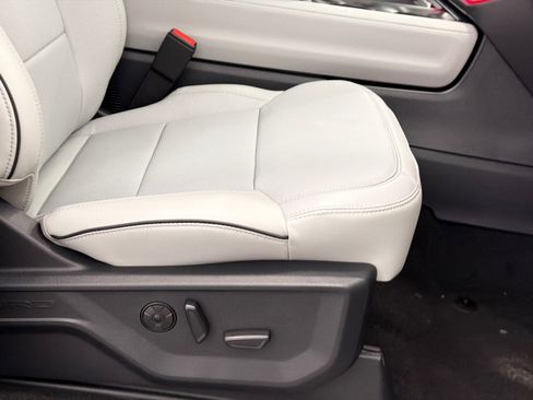 New 2026 Ford Expedition Platinum w/ Platinum Ultimate Package image 12