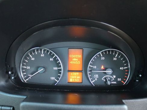 Used 2013 Mercedes-Benz Sprinter 3500 image 17