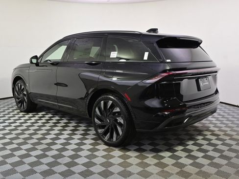 New 2026 Lincoln Nautilus Reserve w/ Jet Appearance Package AWD/4WD image 3