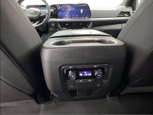 Used 2025 Chevrolet Tahoe LT AWD/4WD image 41