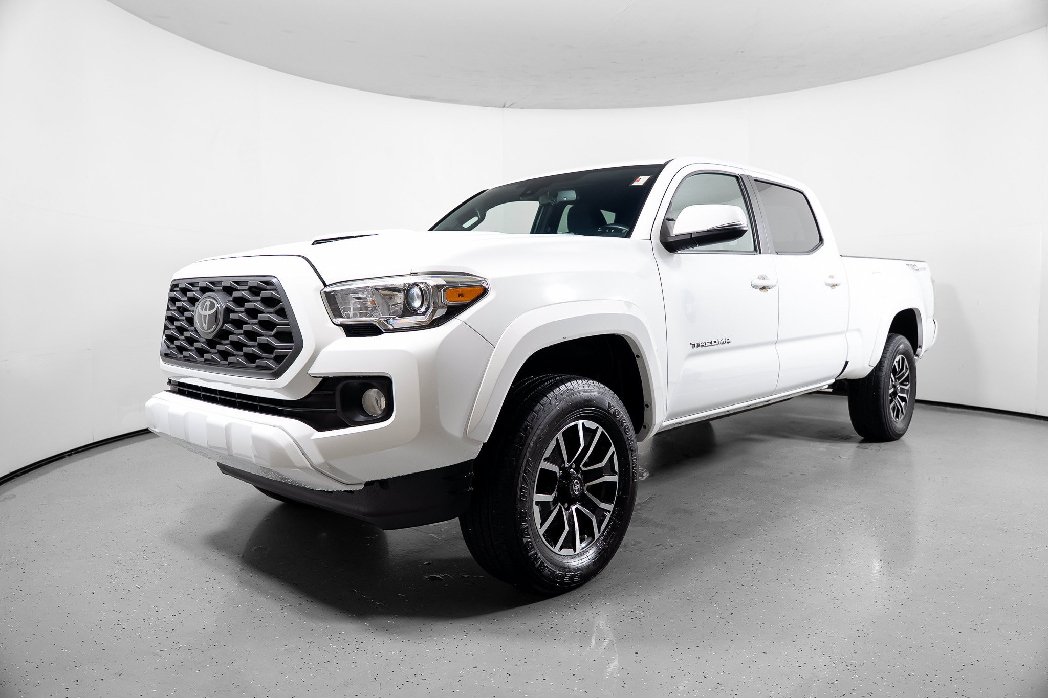 Used 2020 Toyota Tacoma TRD Sport RWD image 16