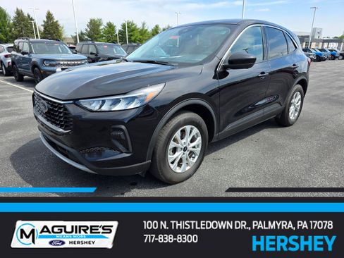 Certified 2023 Ford Escape Active w/ Tech Pack #2 AWD/4WD image 1