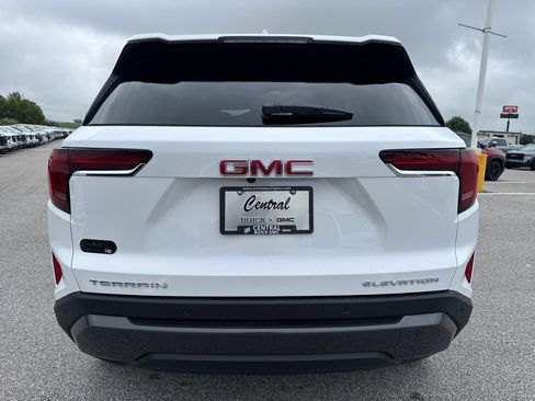 New 2027 GMC Terrain Elevation w/ Elevation Premium Package FWD image 5
