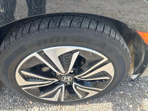 Used 2016 Honda Civic EX-L image 25
