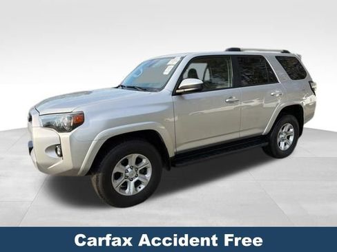 Used 2024 Toyota 4Runner SR5 image 3