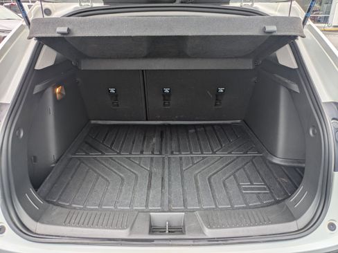 Used 2024 Chevrolet Trax LT w/ Driver Confidence Package image 7