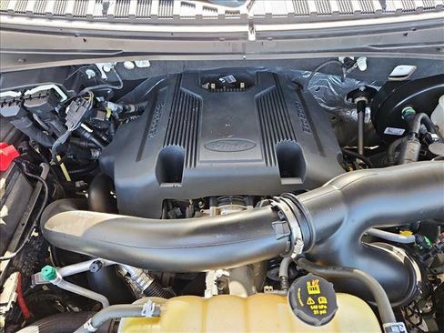 Used 2018 Ford Expedition Platinum RWD image 25